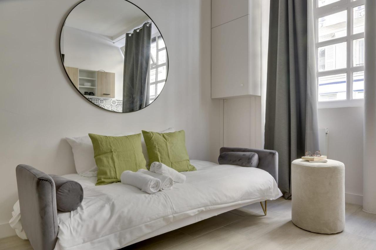 Bright Charming Modern Studio By Dreamy Canal St Martin 10Eme Metro Goncourt Apartment Paris Ngoại thất bức ảnh
